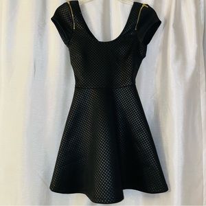 Bebe skater 🛹 dress 👗